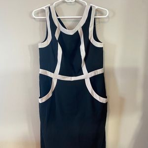 Connected petite black & white dress